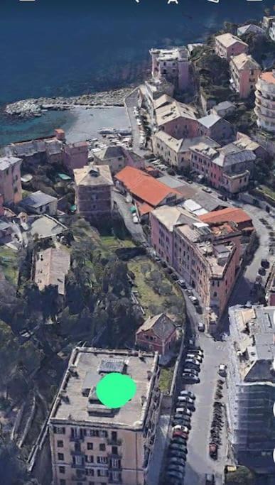 Pisi Home, 2 Min Dalla Spiaggia E Dall' Ospedale Gaslini Genua Exterior foto