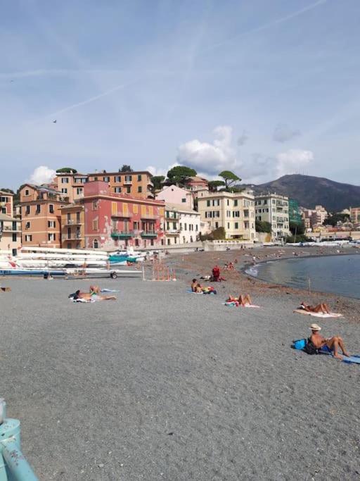 Pisi Home, 2 Min Dalla Spiaggia E Dall' Ospedale Gaslini Genua Exterior foto